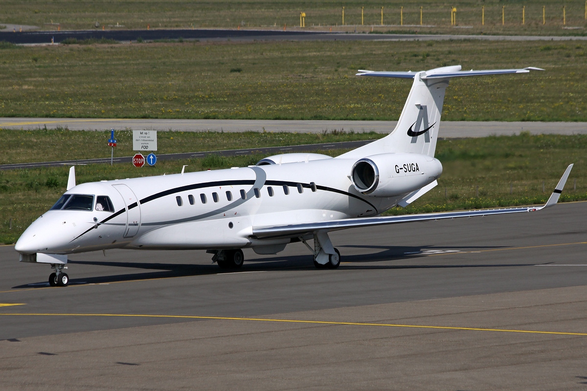 Embraer 135