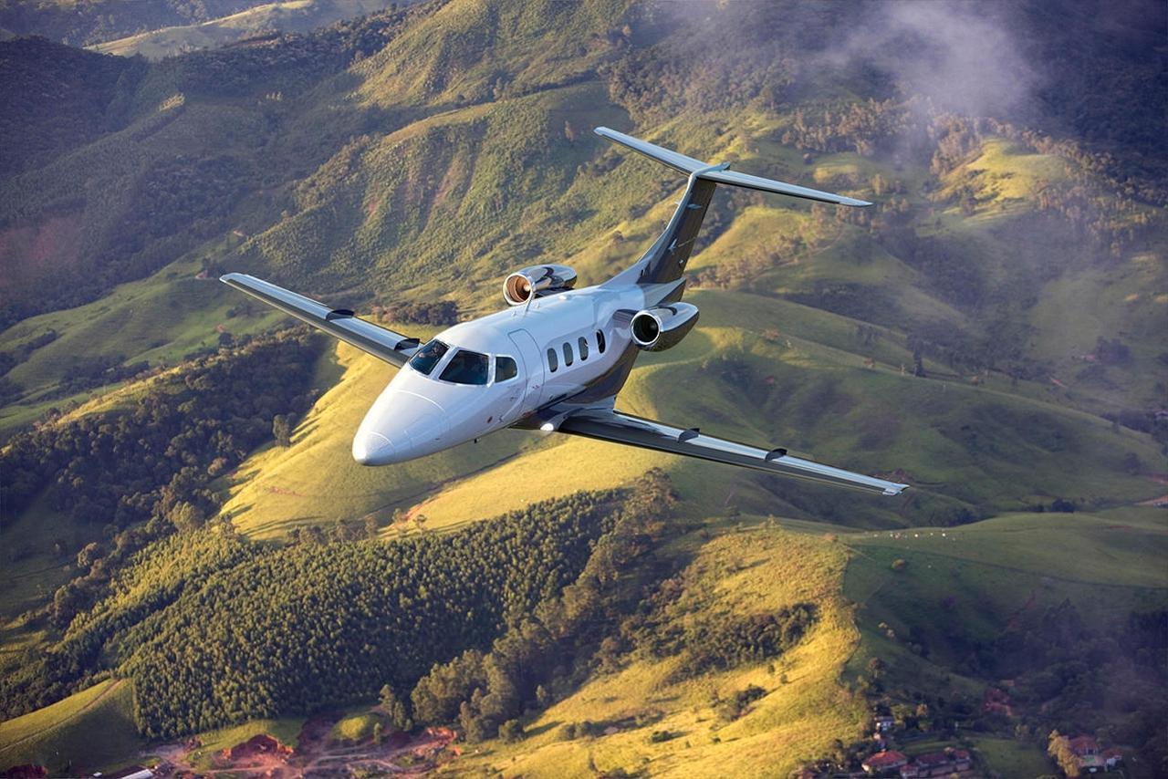 Phenom 100