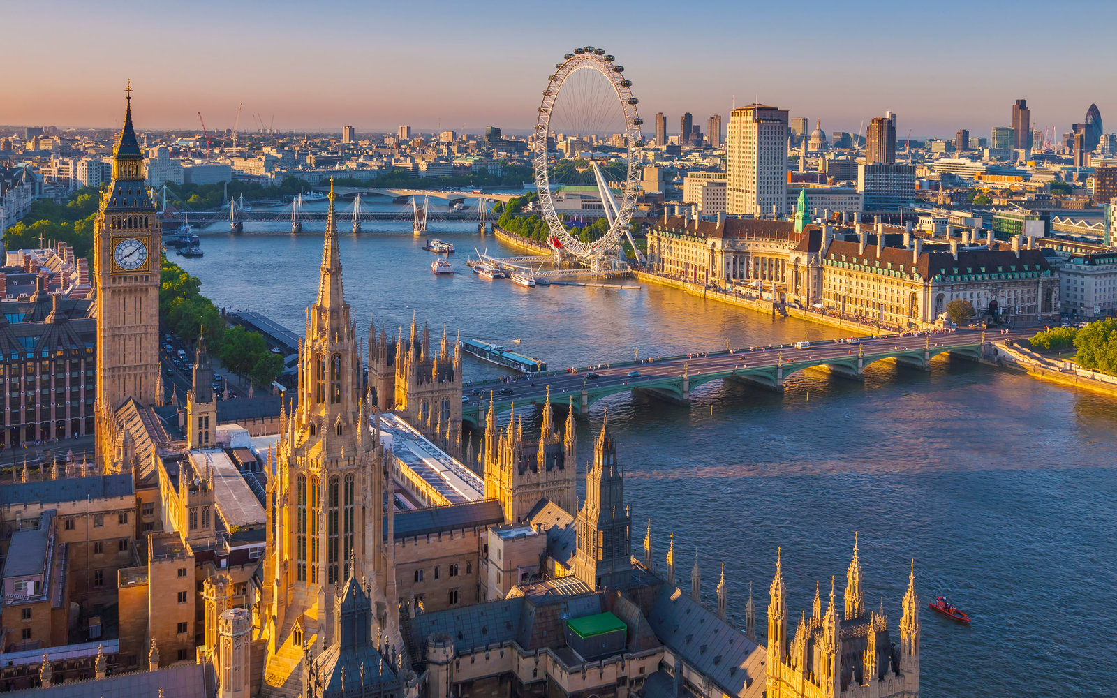 Enjoy Your Londra Journey with Flight Charter.<